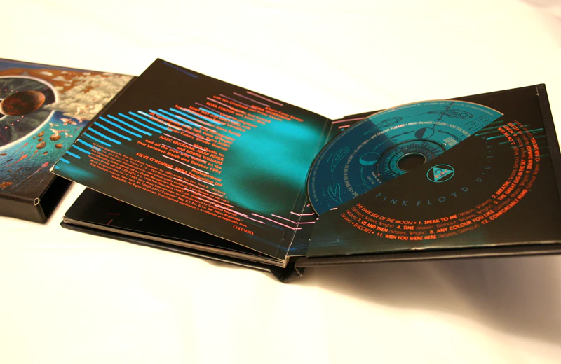 Hardboard book printing with cd dvd disc
